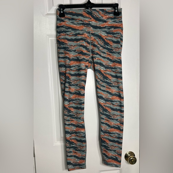 Fabletics legging - Picture 1 of 7